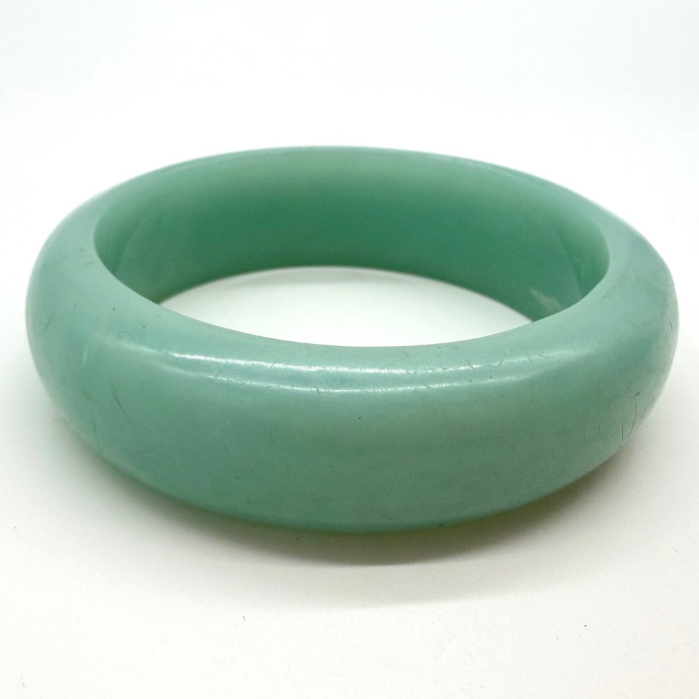 Vintage Green Lucite Bangle Bracelet Jade Look Chunky 7.75"